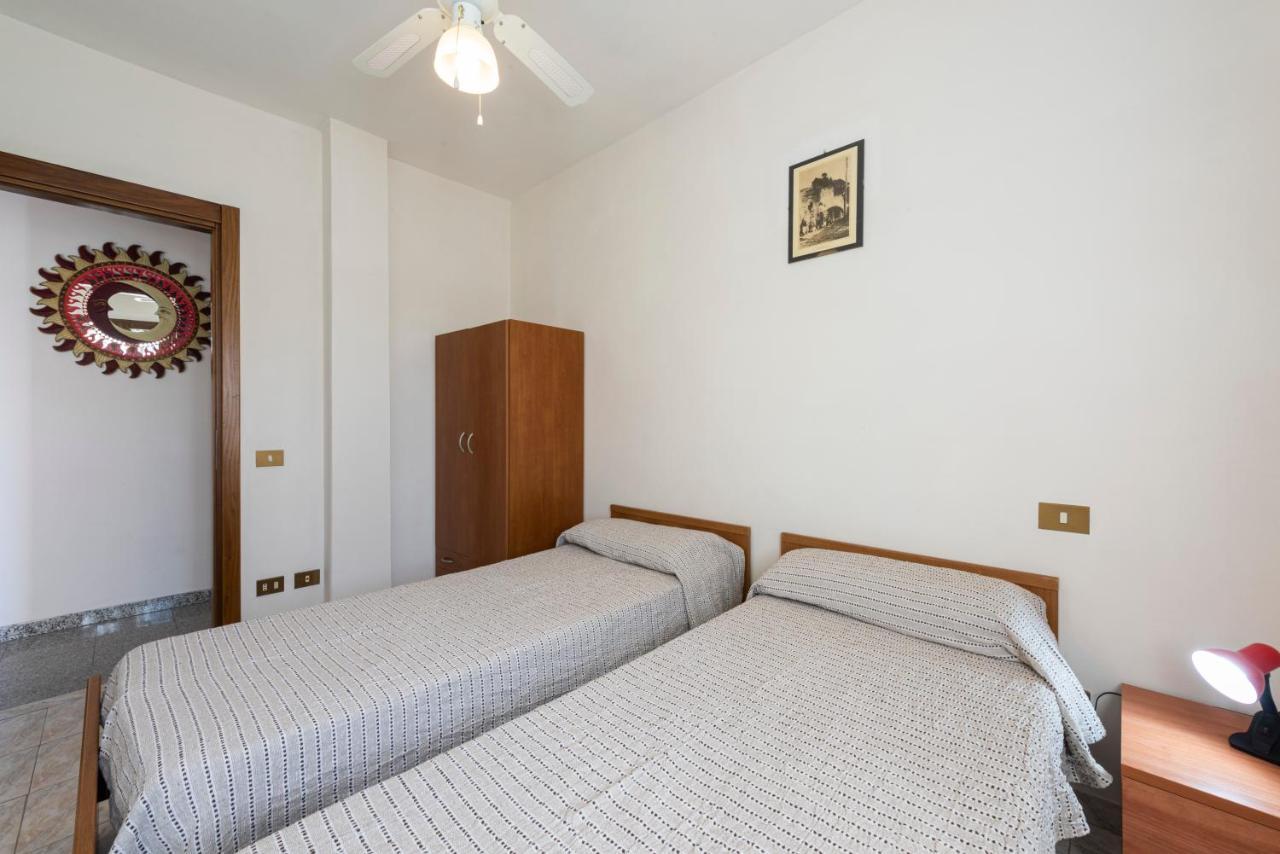 Residenza Tirrenia By Mmega Apartamento Marina di Massa Exterior foto