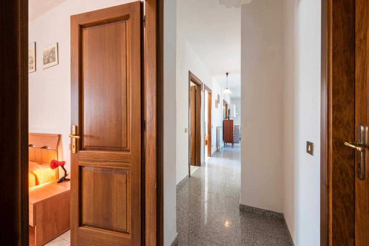 Residenza Tirrenia By Mmega Apartamento Marina di Massa Exterior foto
